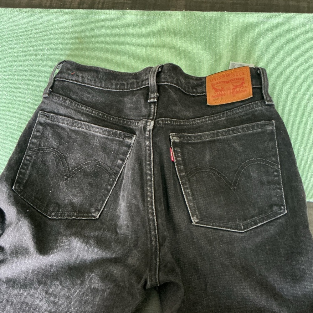 Levi’s 501 Black Straight Leg Jeans High Rise Size 26 Women